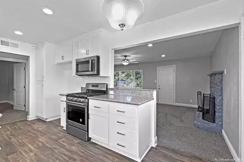 403 Ash St, Tehachapi, CA 93561 photo 6
