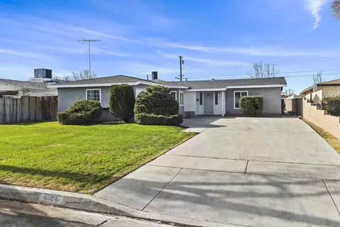45047 Lorimer Ave, Lancaster, CA 93534 photo 3