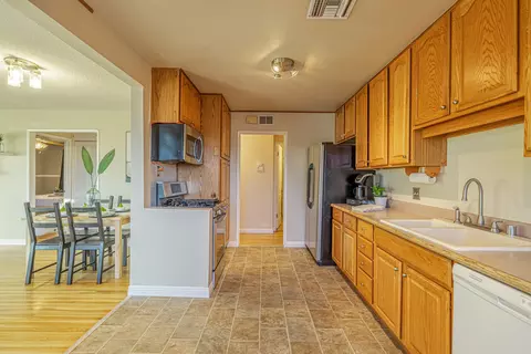 43880 Gadsden Ave, Lancaster, CA 93534 photo 10