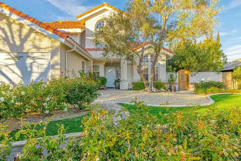 6125 Phaeton Pl, Lancaster, CA 93536 photo 5