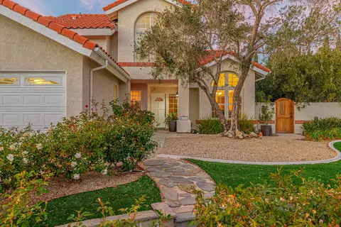 6125 Phaeton Pl, Lancaster, CA 93536 photo 2
