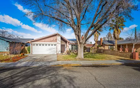 633 Eston Pl, Lancaster, CA 93535 photo 24