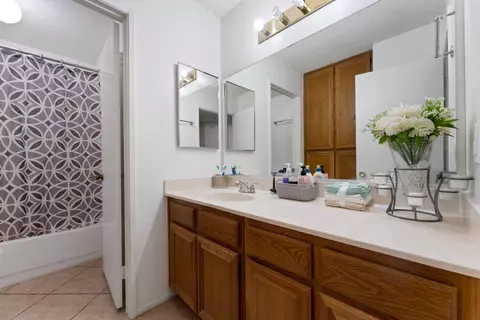 1545 Newgrove St E, Lancaster, CA 93535 photo 13