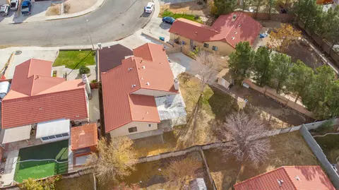 1545 Newgrove St E, Lancaster, CA 93535 photo 22