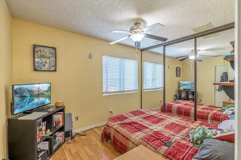 43421 Yew St, Lancaster, CA 93536 photo 24