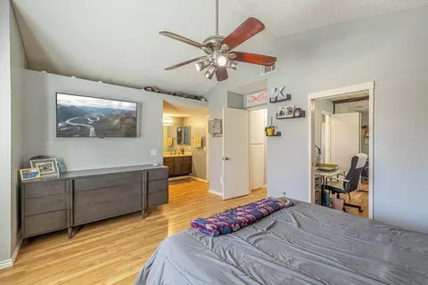 43421 Yew St, Lancaster, CA 93536 photo 33