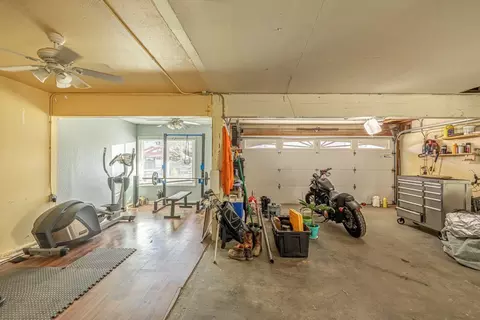 43421 Yew St, Lancaster, CA 93536 photo 10