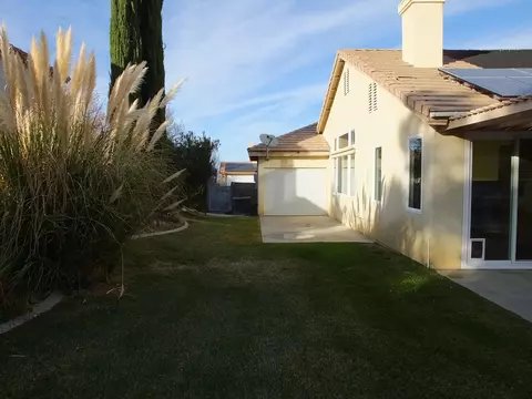 6068 Devonshire Dr, Palmdale, CA 93551 photo 19