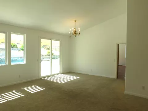 6068 Devonshire Dr, Palmdale, CA 93551 photo 7
