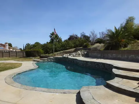 6068 Devonshire Dr, Palmdale, CA 93551 photo 23