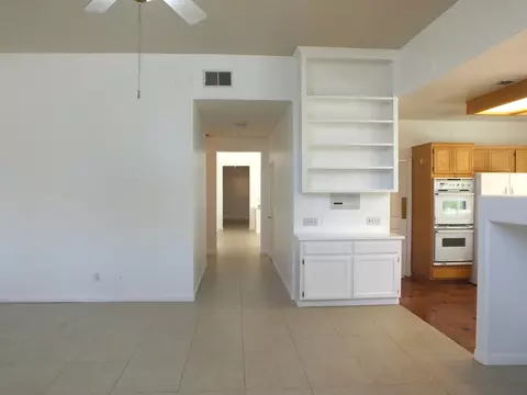 6068 Devonshire Dr, Palmdale, CA 93551 photo 12