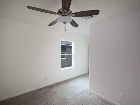 404 Sherwood Pl, Tehachapi, CA 93561 photo 6