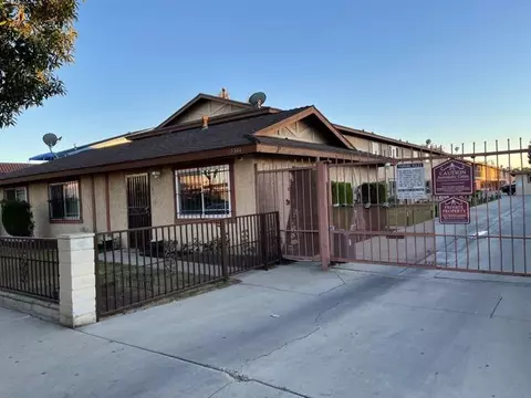 7304 Richfield St UNIT 107, Paramount, CA 90723 photo 1
