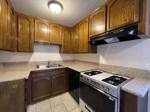 7304 Richfield St UNIT 107, Paramount, CA 90723 photo 5