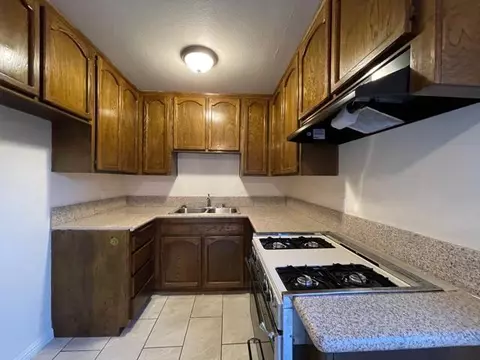 7304 Richfield St UNIT 107, Paramount, CA 90723 photo 6