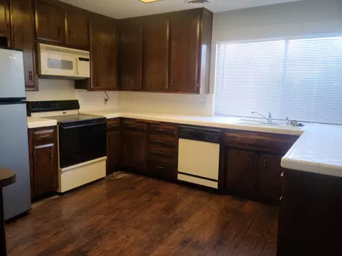 3525 Aberdeen Pl, Mojave, CA 93501 photo 6