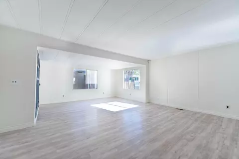 43850 20th St E #61, Lancaster, CA 93535 photo 4