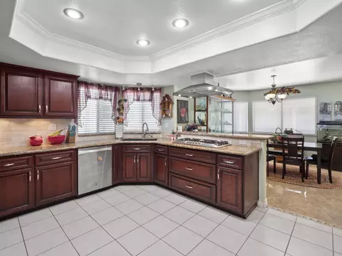 3838 Avenue J W, Lancaster, CA 93536 photo 18