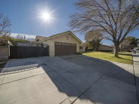 3838 Avenue J W, Lancaster, CA 93536 photo 5