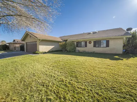 3838 Avenue J W, Lancaster, CA 93536 photo 4