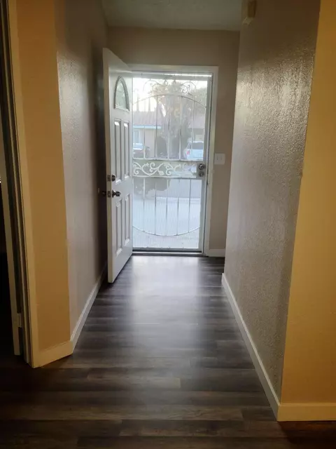 14346 Somerset Dr, Mojave, CA 93501 photo 1
