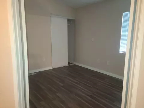 14346 Somerset Dr, Mojave, CA 93501 photo 4