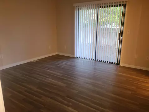 14346 Somerset Dr, Mojave, CA 93501 photo 3