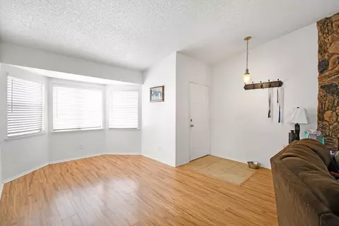 43839 20th St E, Lancaster, CA 93535 photo 6