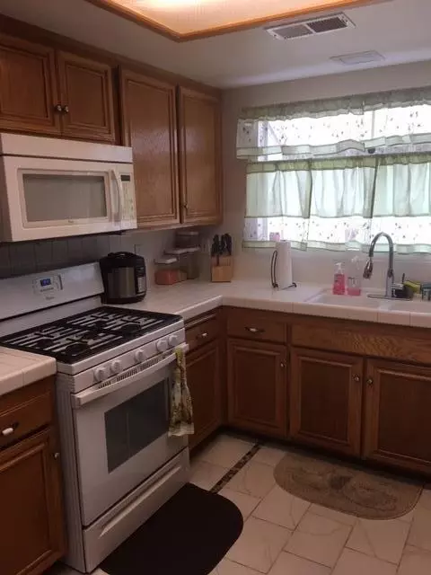 1732 Michael Dr, Lancaster, CA 93535 photo 8
