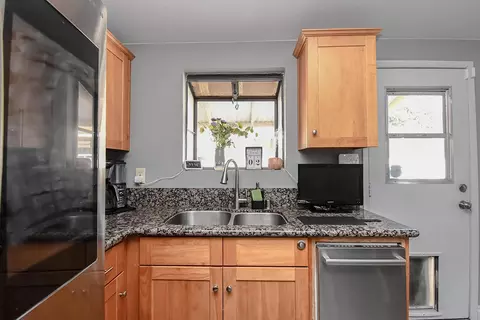 1452 2nd St, Simi Valley, CA 93065 photo 4