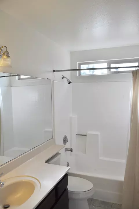 37517 17th St E, Palmdale, CA 93550 photo 15