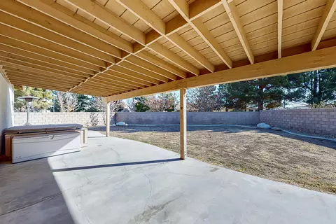 45808 Barham Ave, Lancaster, CA 93534 photo 28