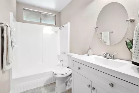 1223 Ave J E, Lancaster, CA 93535 photo 12