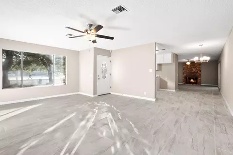 1223 Ave J E, Lancaster, CA 93535 photo 5