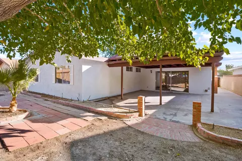 1223 Ave J E, Lancaster, CA 93535 photo 22