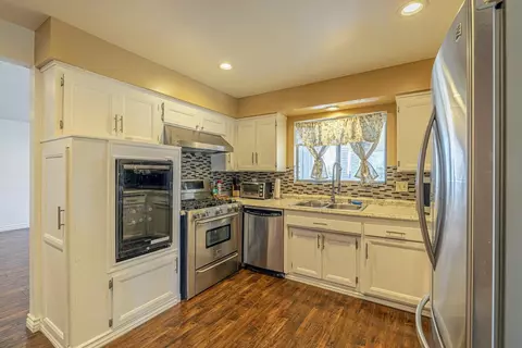 603 Pondera St E, Lancaster, CA 93535 photo 8