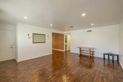 603 Pondera St E, Lancaster, CA 93535 photo 4