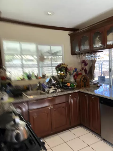 37849 17th St E, Palmdale, CA 93550 photo 9