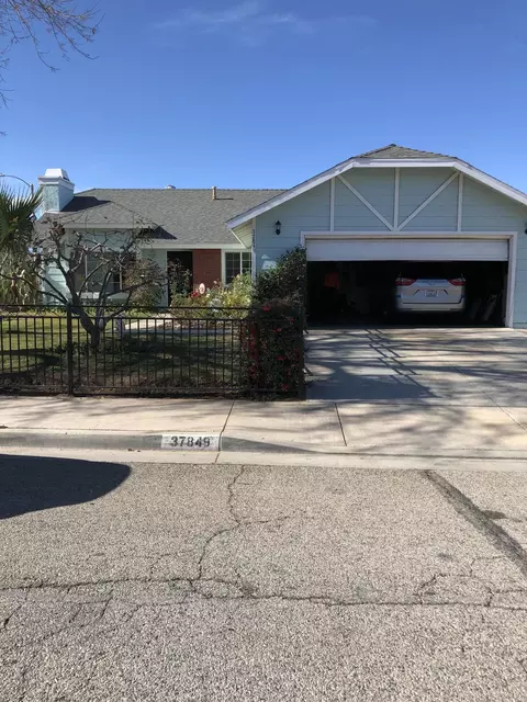 37849 17th St E, Palmdale, CA 93550 photo 3