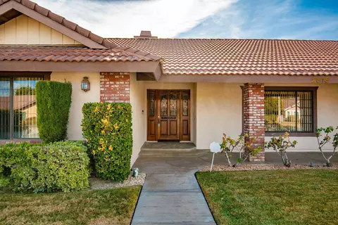 2518 Ryans Pl, Lancaster, CA 93536 photo 6