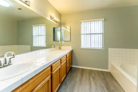 2020 Lightcap St, Lancaster, CA 93535 photo 15
