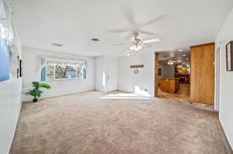 44538 Denmore Ave, Lancaster, CA 93535 photo 8