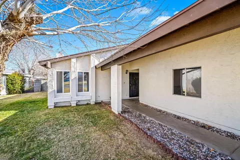 44232 Fig Ave, Lancaster, CA 93534 photo 23