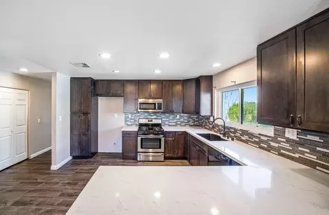 44232 Fig Ave, Lancaster, CA 93534 photo 8