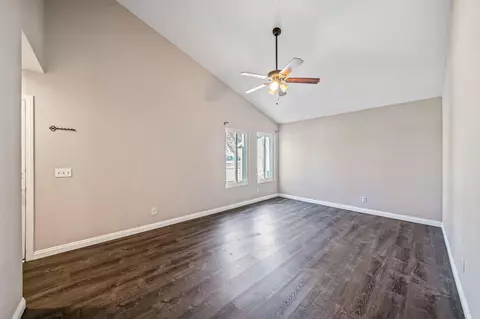 44232 Fig Ave, Lancaster, CA 93534 photo 4