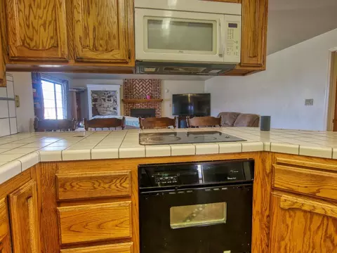 21917 Ben, Tehachapi, CA 93561 photo 10