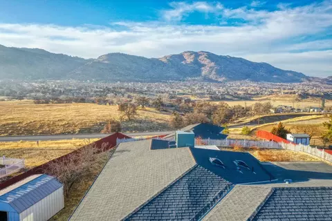 21917 Ben, Tehachapi, CA 93561 photo 8