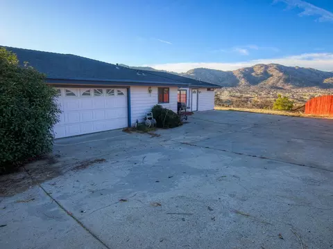 21917 Ben, Tehachapi, CA 93561 photo 7