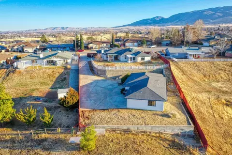 21917 Ben, Tehachapi, CA 93561 photo 4