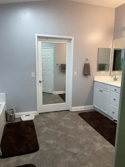 43450 Hampton St, Lancaster, CA 93536 photo 8